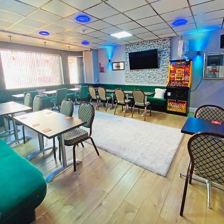 The J & S Hotel Blackpool Eksteriør billede