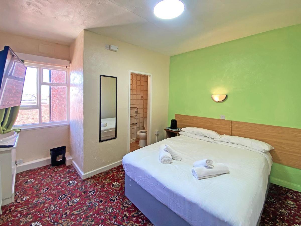 The J & S Hotel Blackpool Eksteriør billede
